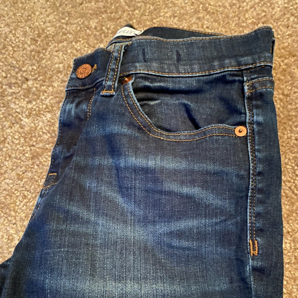 Madewell Women's Skinny Jeans in Dark Blue Wash - Picture 2 of 7